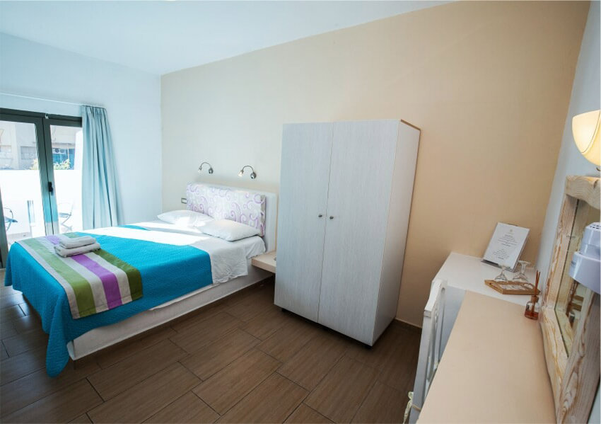 Room1